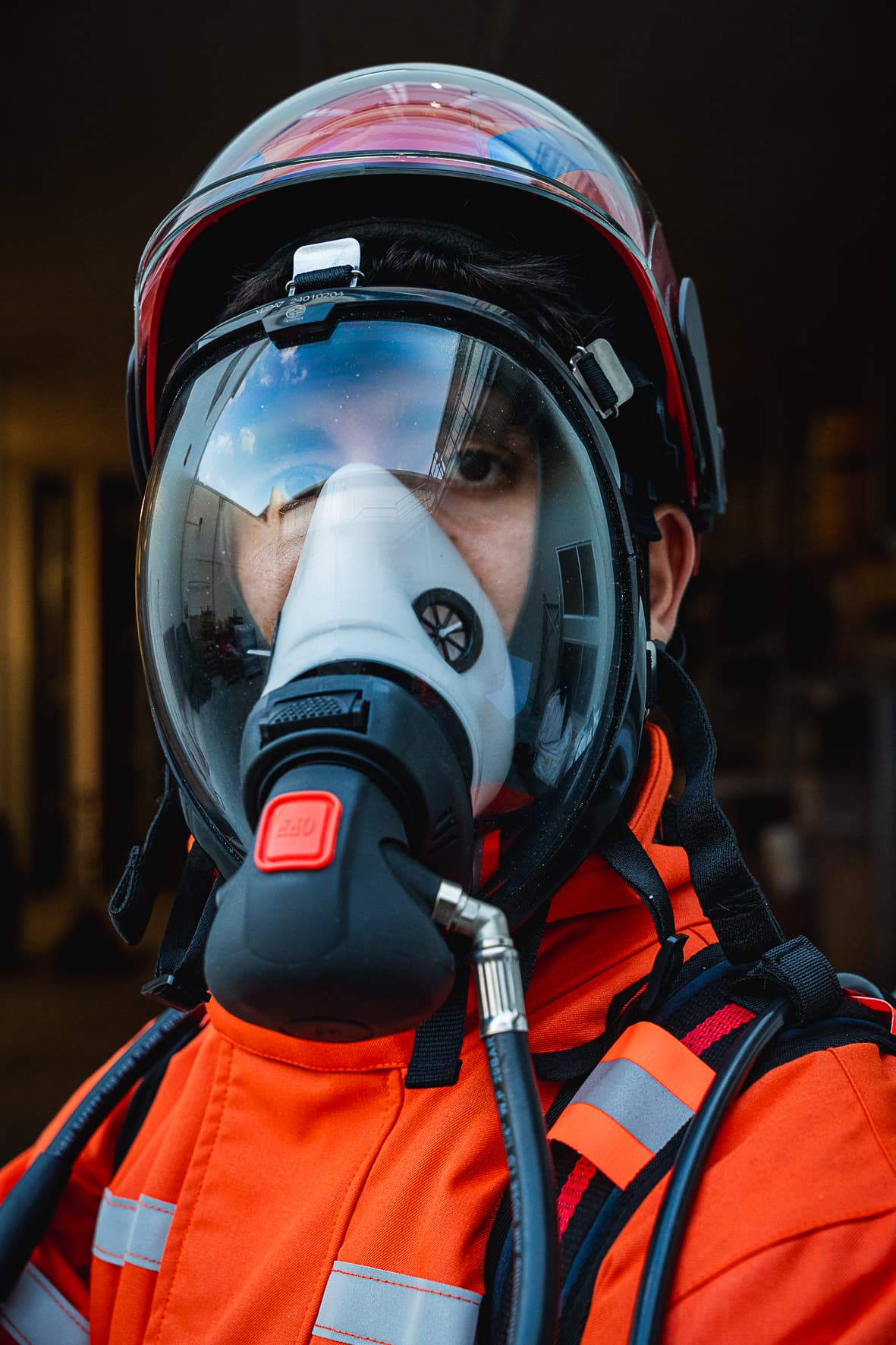 SCBA set with Three Cylinder - 4